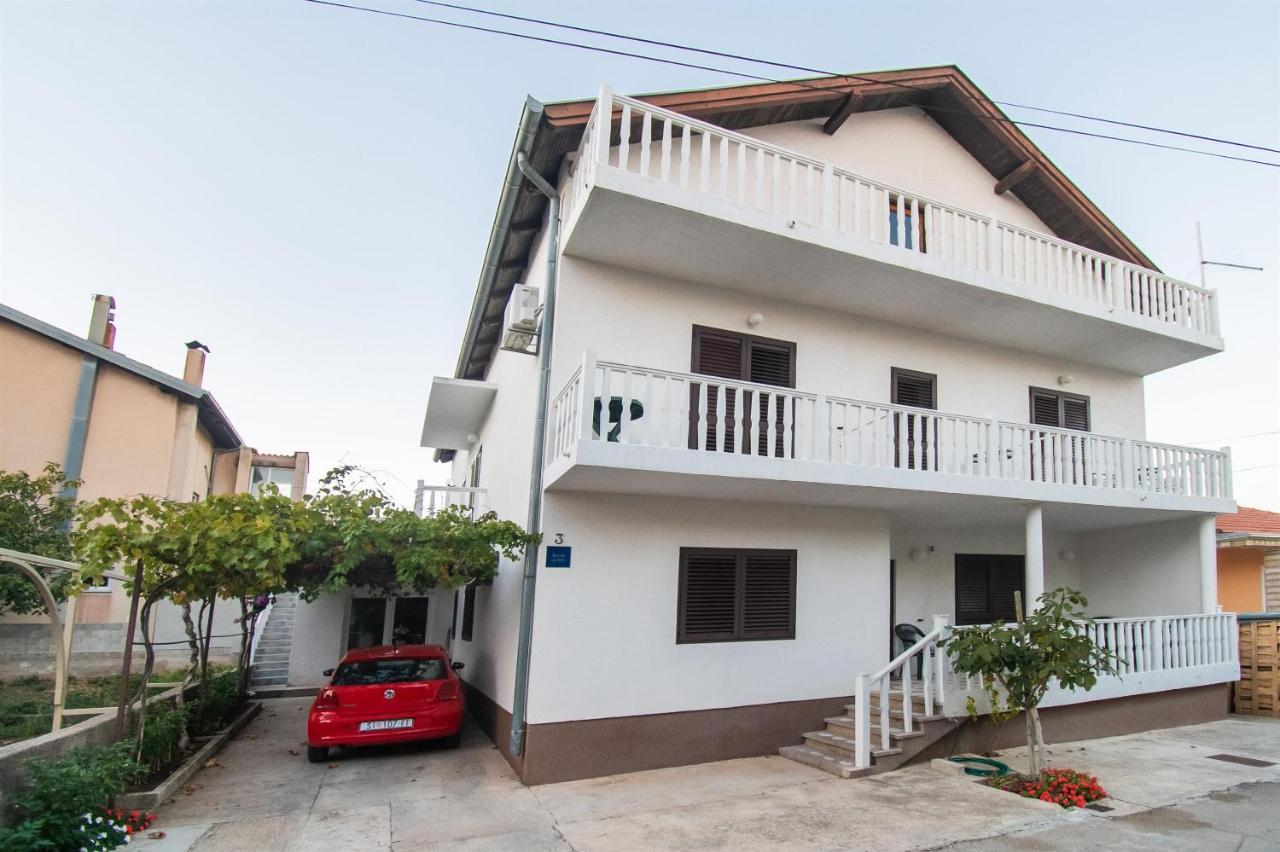 Apartment Mijo Vodice Buitenkant foto