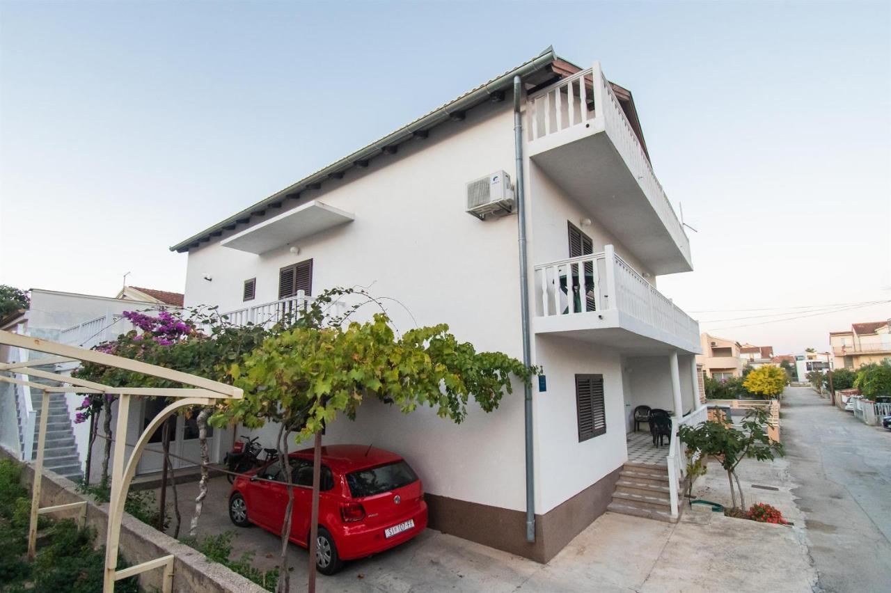 Apartment Mijo Vodice Buitenkant foto